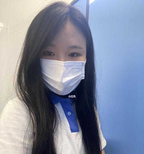 黑长直女高中生攻略（探索黑发美少女的魅力与独特之处）