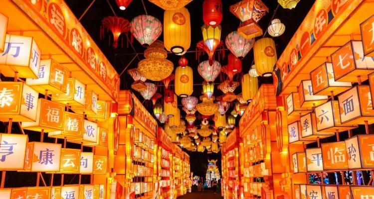 揭秘伶倌经营记灯谜攻略（解密灯谜攻略，打破困局）